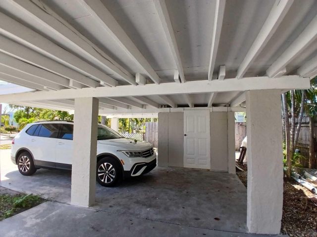 Home for sale at 5815 Garden Avenue - photo 6535784