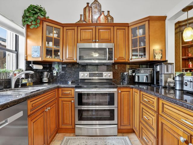 Home for sale at 8541 Old Towne Way - photo 6534388