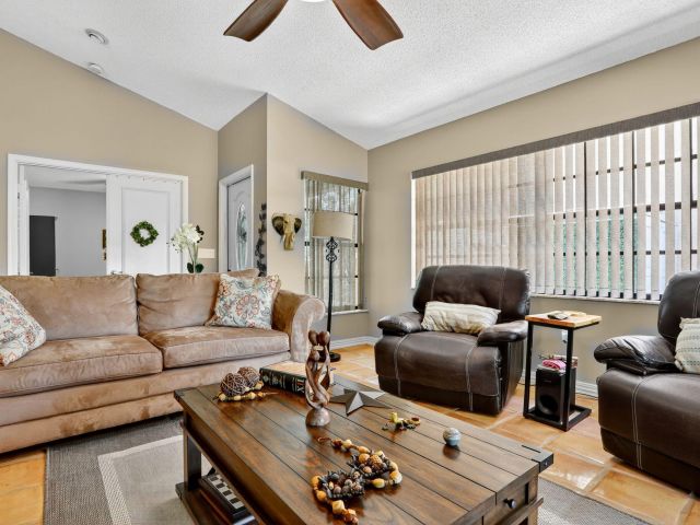 Home for sale at 8541 Old Towne Way - photo 6534393