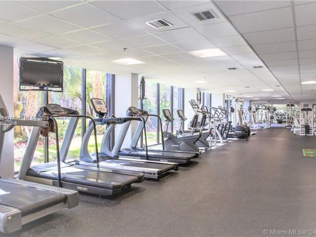 Apartment for sale  Unit #811 - photo 6537088