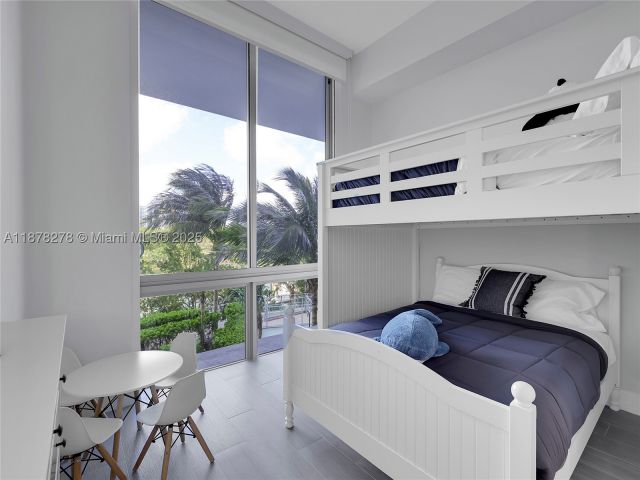 3-bedroom condo for sale in North Miami Beach - 16385 Biscayne Blvd 105 - MondialRealty