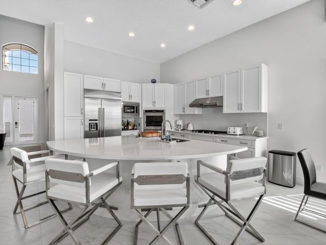 Home for sale at 16245 Cabernet Drive - photo 6627041