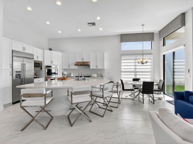 Home for sale at 16245 Cabernet Drive - photo 6627042