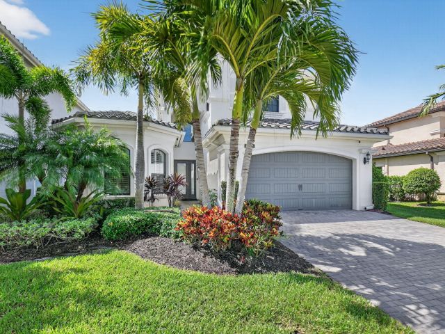 Home for sale at 16245 Cabernet Drive - photo 6627049