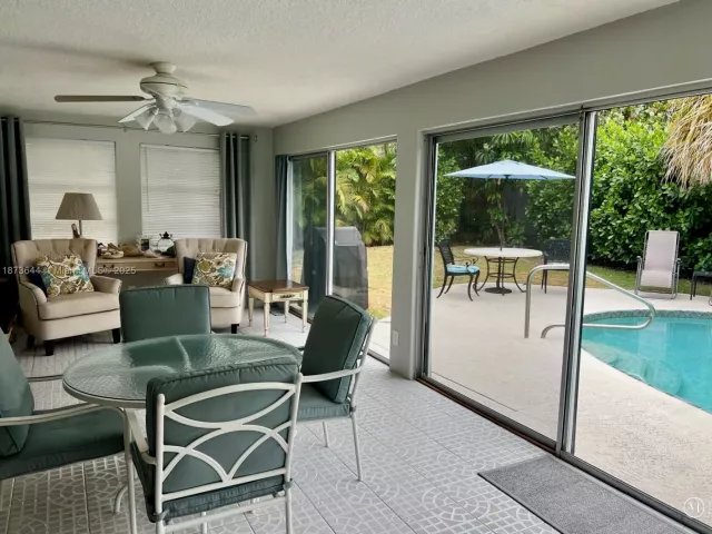 3-bedroom home for rent in Riviera Beach - 1241 Manor Dr - MondialRealty