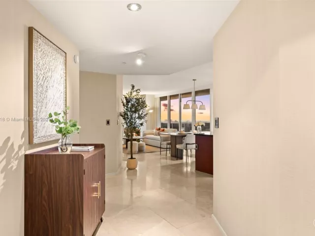 2-bedroom condo for rent in Hallandale Beach - 1830 S Ocean Dr 2306 - MondialRealty