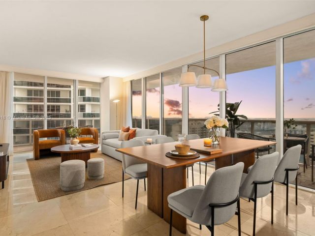 Apartment for rent  Unit #2306 - photo 6537560