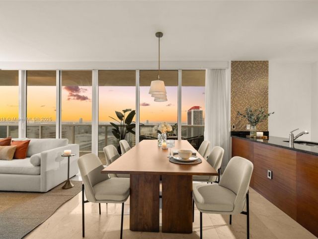 Apartment for rent  Unit #2306 - photo 6537561