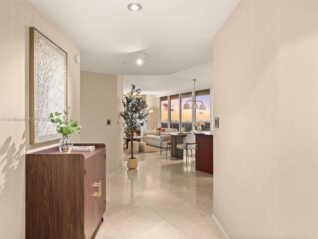 Apartment for rent  Unit #2306 - photo 6537569