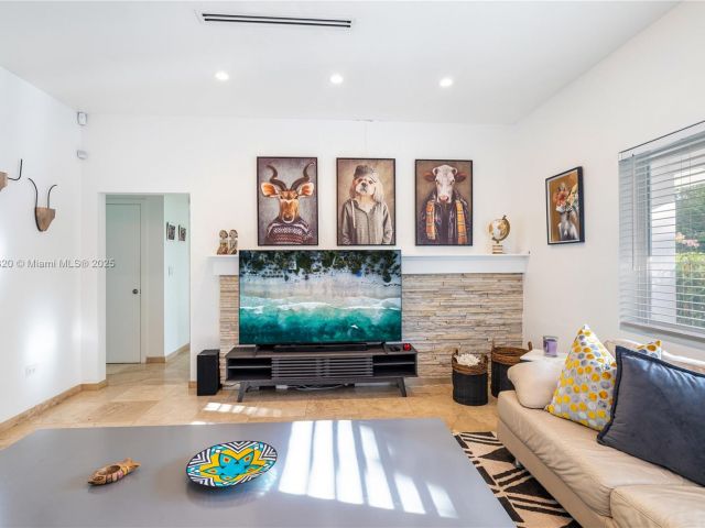 Home for sale at 11403 NE 8th Ave - photo 6538549