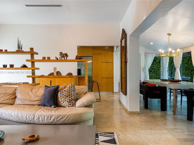 Home for sale at 11403 NE 8th Ave - photo 6538550