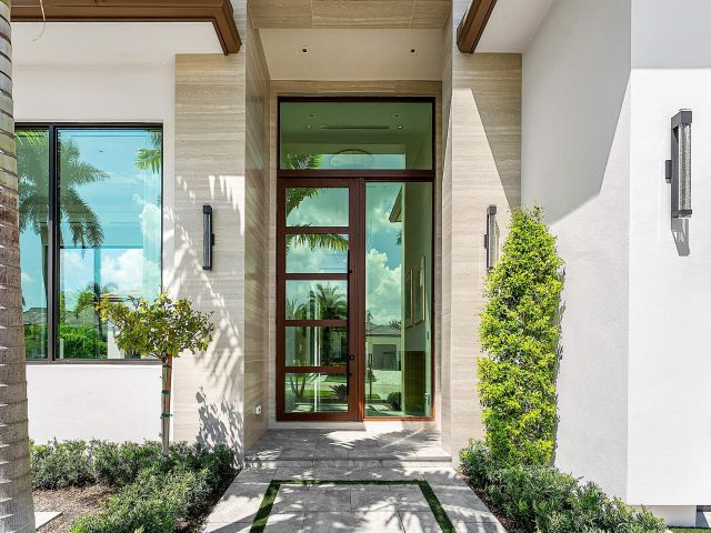 Home for sale at 17615 Foxborough Lane - photo 6538953