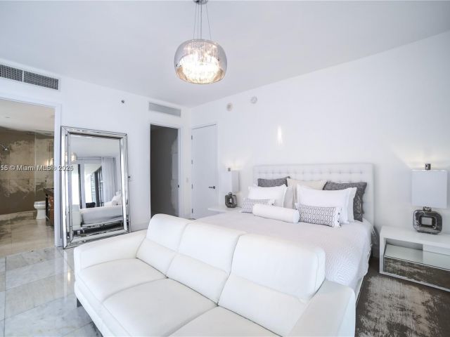 Apartment for rent  Unit #1204N - photo 6541186