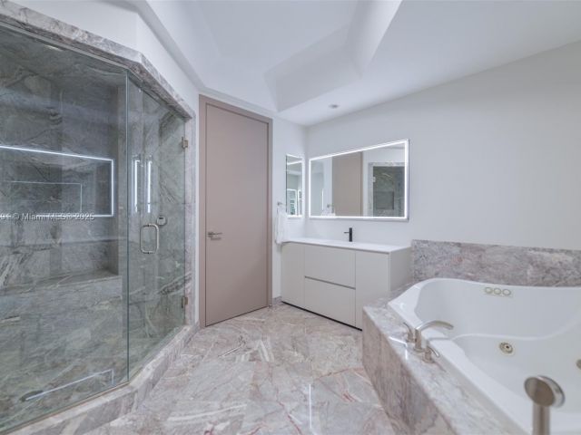 Apartment for sale  Unit #2102 - photo 6539808