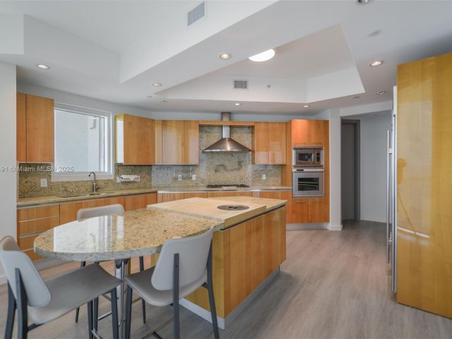 Apartment for sale  Unit #2102 - photo 6539817