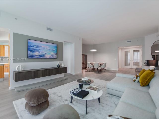 Apartment for sale  Unit #2102 - photo 6539821