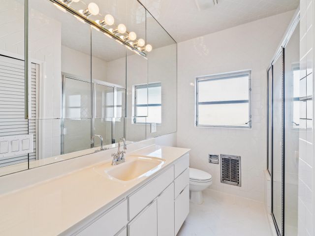 Home for rent at 210 Russlyn Drive - photo 6539632