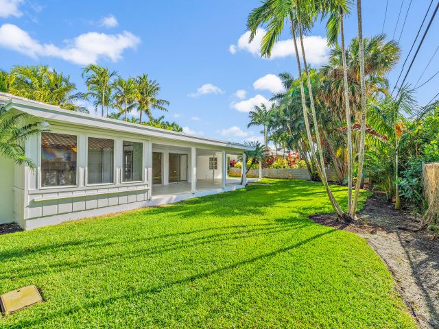 Home for rent at 210 Russlyn Drive - photo 6539633