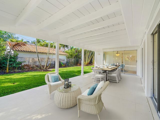 Home for rent at 210 Russlyn Drive - photo 6539634