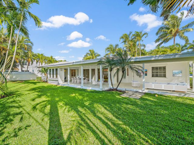 Home for rent at 210 Russlyn Drive - photo 6539635