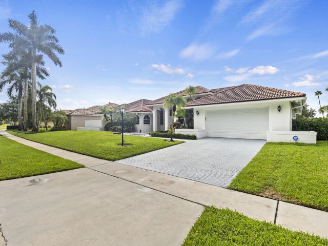 Home for sale at 10431 Stonebridge Boulevard - photo 6539765