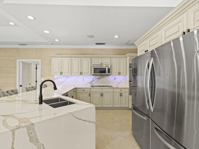 Home for sale at 10431 Stonebridge Boulevard - photo 6909214