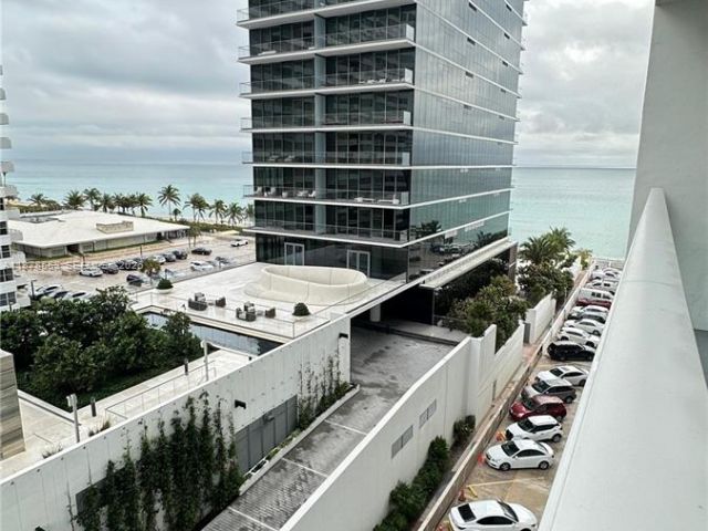 1-bedroom condo for rent in Hallandale Beach - 2030 S Ocean Dr 725 - MondialRealty