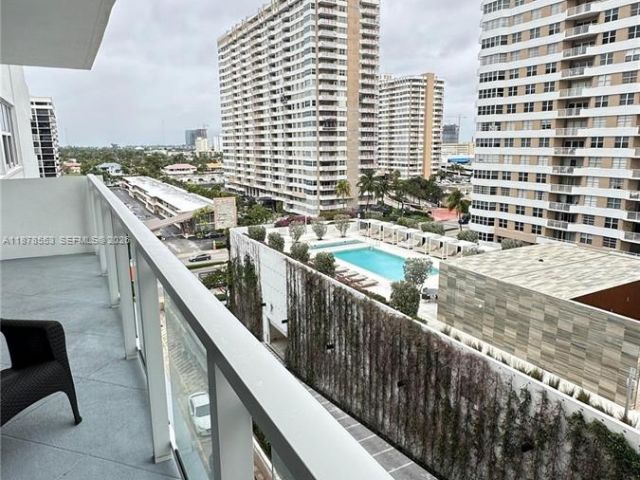 1-bedroom condo for rent in Hallandale Beach - 2030 S Ocean Dr 725 - MondialRealty