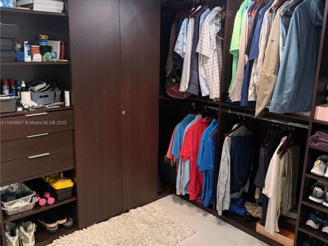 Apartment for rent  Unit #1021 - photo 6539464