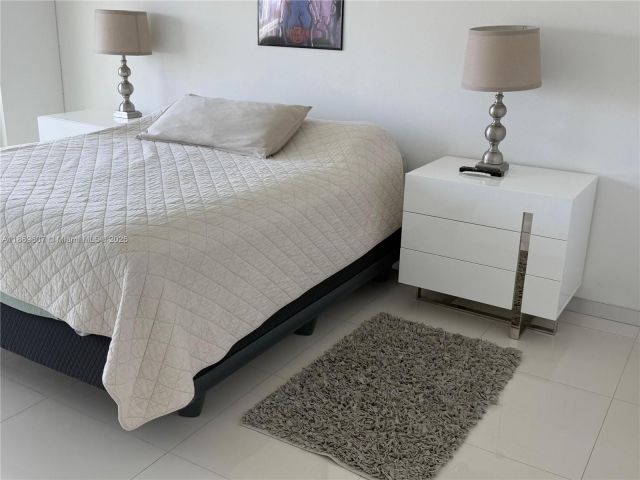 Apartment for rent  Unit #1021 - photo 6539473