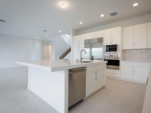 Home for rent at 17062 Watersprite Lakes Road - photo 6542566