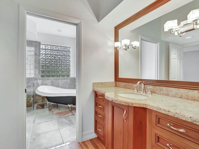 Home for sale at 18570 Serena Pointe Lane - photo 6543398