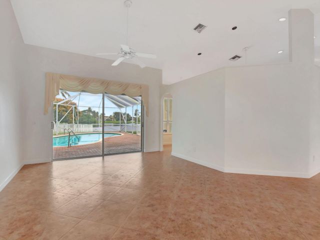 Home for sale at 18570 Serena Pointe Lane - photo 6543409