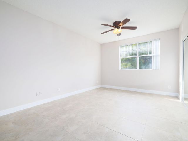 Home for rent at 20889 Saint Andrews Boulevard - photo 6546166