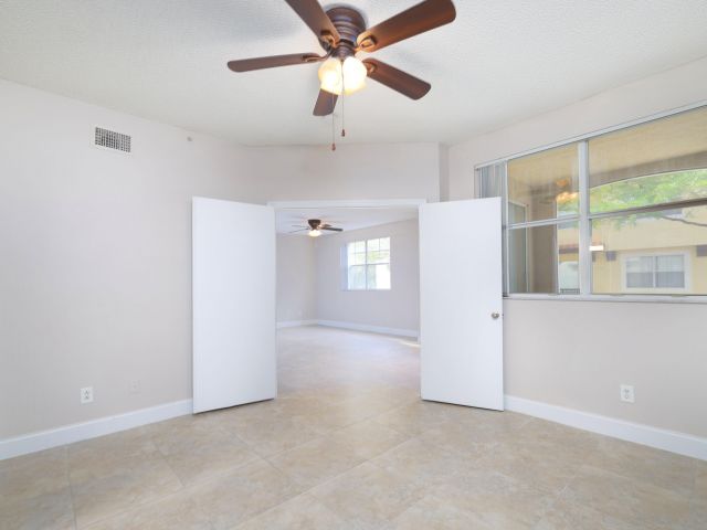 Home for rent at 20889 Saint Andrews Boulevard - photo 6546167