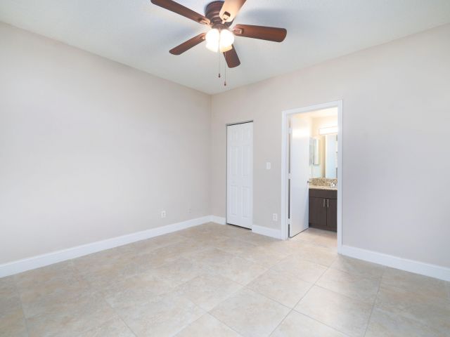 Home for rent at 20889 Saint Andrews Boulevard - photo 6546168