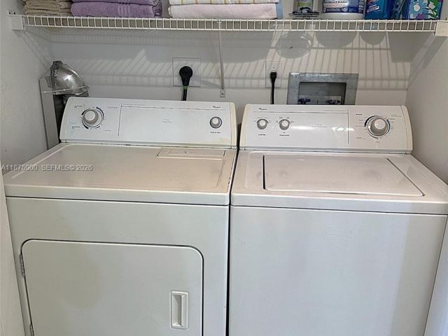 Apartment for sale  Unit #1010 - photo 6542854