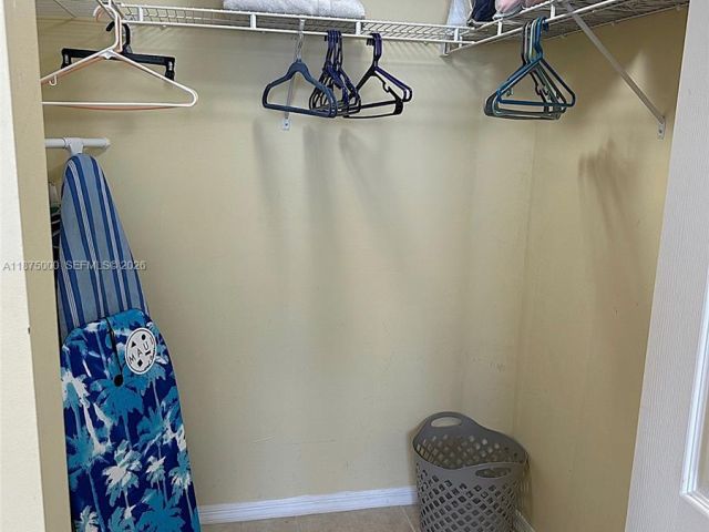 Apartment for sale  Unit #1010 - photo 6542856