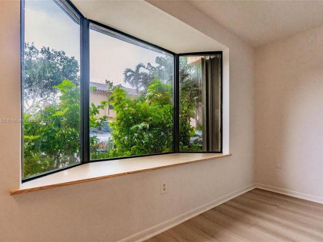 2-bedroom home for sale in Miami - 7820 SW 102nd Ln - MondialRealty