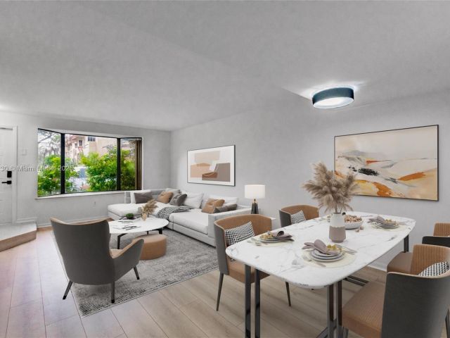 2-bedroom home for sale in Miami - 7820 SW 102nd Ln - MondialRealty