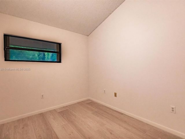 2-bedroom home for sale in Miami - 7820 SW 102nd Ln - MondialRealty