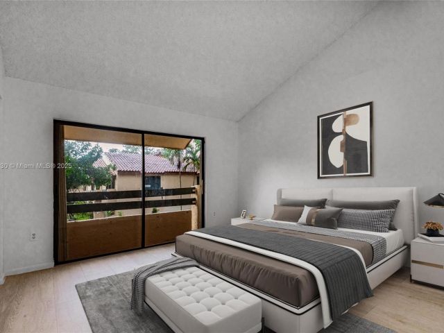 2-bedroom home for sale in Miami - 7820 SW 102nd Ln - MondialRealty