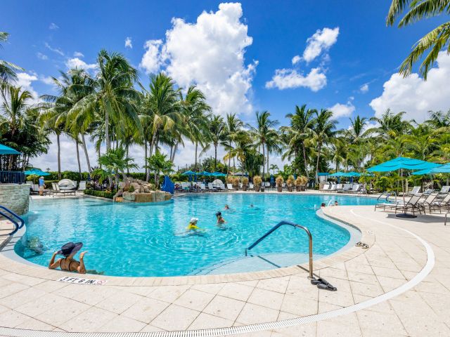 Home for sale at 7740 Blue Heron Way - photo 6538903