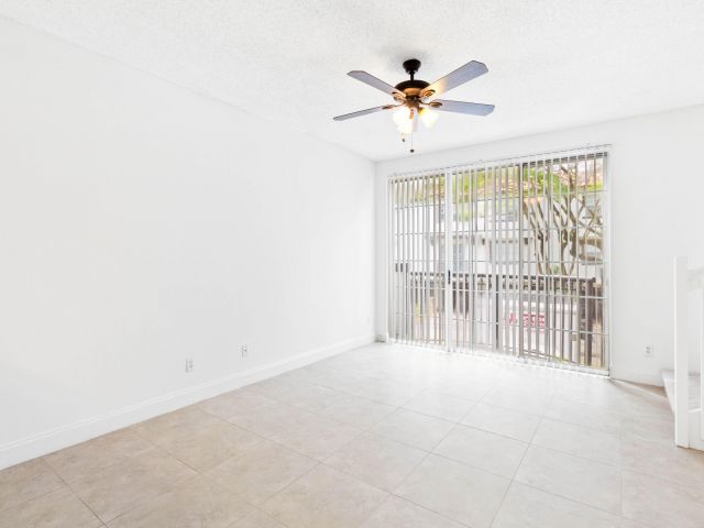 Home for rent at 20889 Saint Andrews Boulevard - photo 6541810