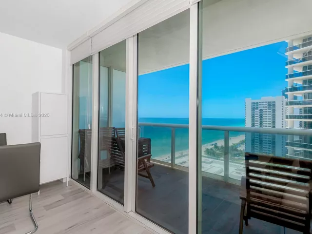 1-bedroom condo for rent in Hallandale Beach - 1830 S Ocean Dr 1605 - MondialRealty