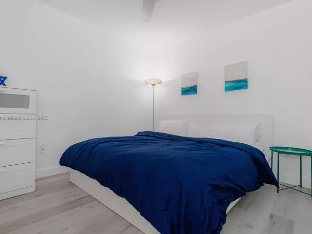 1-bedroom condo for rent in Hallandale Beach - 1830 S Ocean Dr 1605 - MondialRealty