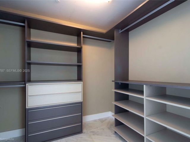 Apartment for sale  Unit #3102 - photo 6544666