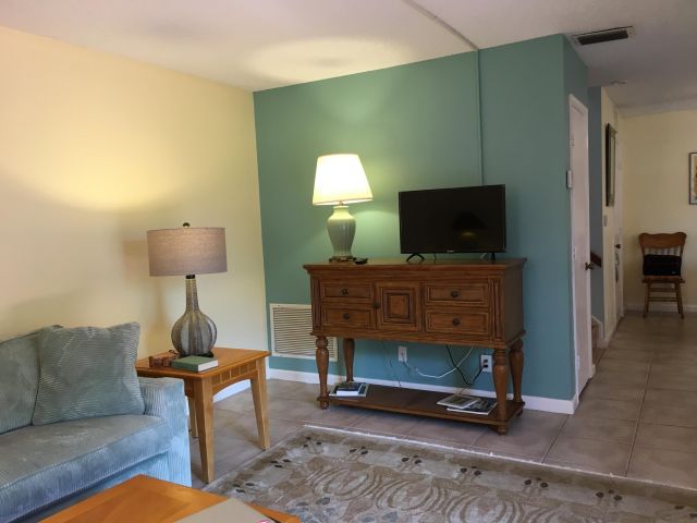 Home for rent at 1251 S Federal Hwy 1190 Highway 1190 - photo 6541830