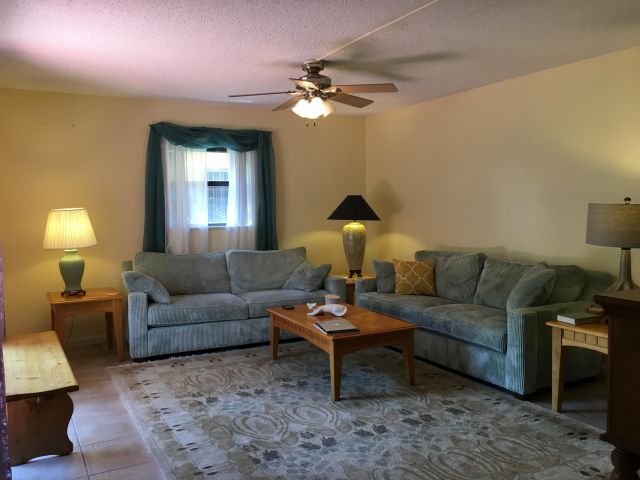 Home for rent at 1251 S Federal Hwy 1190 Highway 1190 - photo 6541831