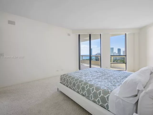 Apartment for rent  Unit #TS8 - photo 6540837